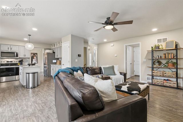 6914 Sierra Meadows Drive, Colorado Springs, CO 80908