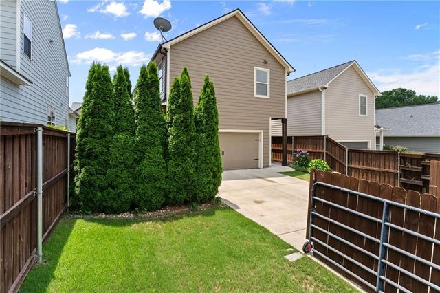 607 Sunflower Drive, Canton, GA 30114