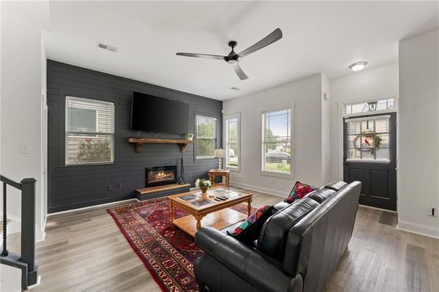 607 Sunflower Drive, Canton, GA 30114