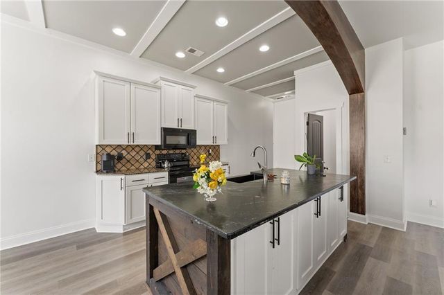 607 Sunflower Drive, Canton, GA 30114