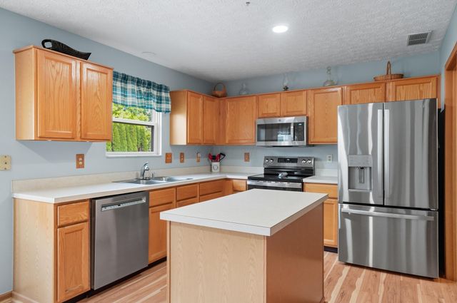 2394 Shelby Lane, Hilliard, OH 43026