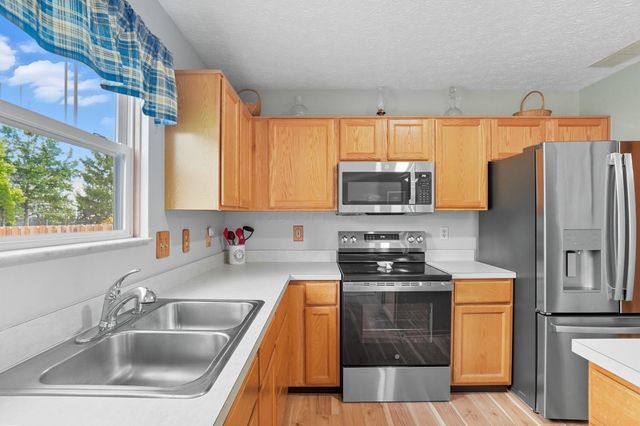 2394 Shelby Lane, Hilliard, OH 43026