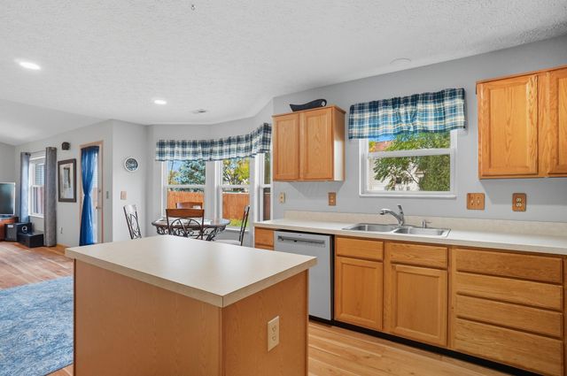 2394 Shelby Lane, Hilliard, OH 43026