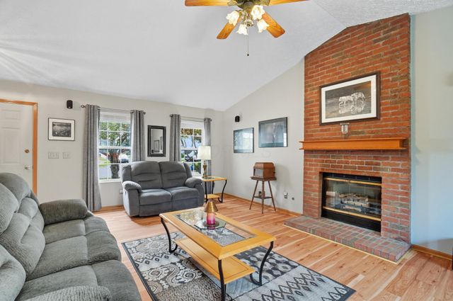 2394 Shelby Lane, Hilliard, OH 43026