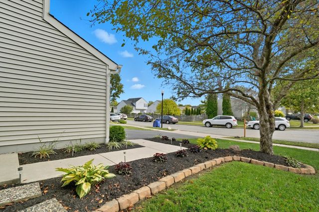 2394 Shelby Lane, Hilliard, OH 43026