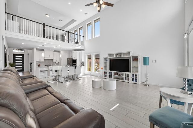 5318 Violet Ridge Drive, Richmond, TX 77469