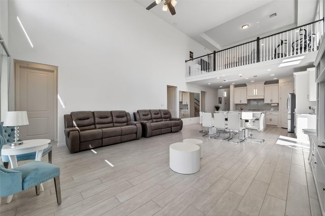 5318 Violet Ridge Drive, Richmond, TX 77469