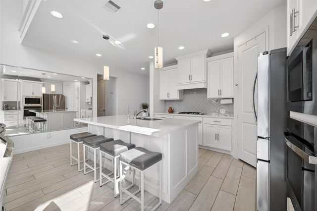 5318 Violet Ridge Drive, Richmond, TX 77469