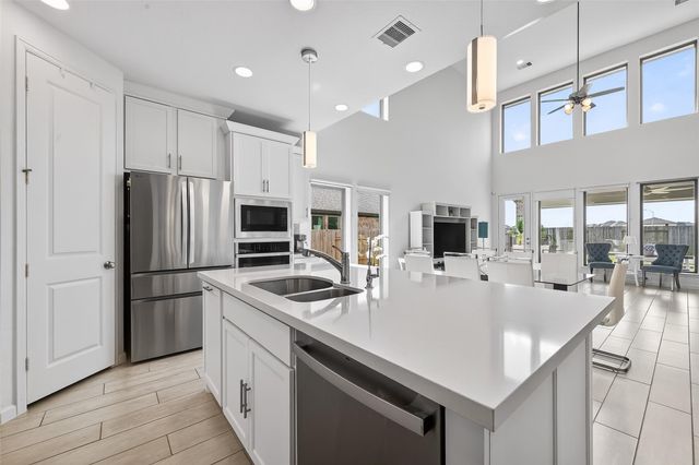 5318 Violet Ridge Drive, Richmond, TX 77469