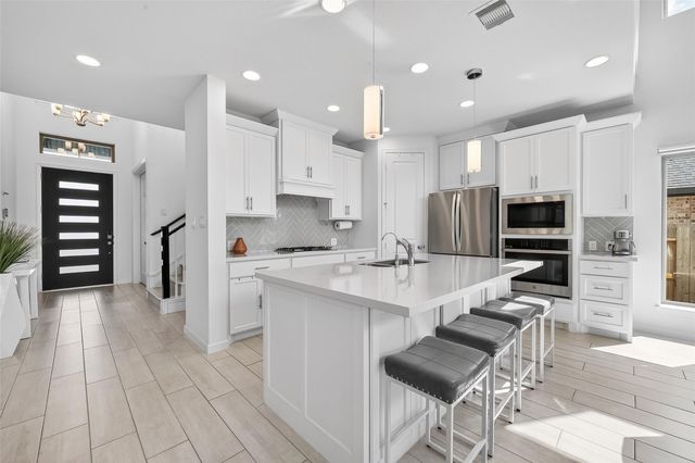 5318 Violet Ridge Drive, Richmond, TX 77469