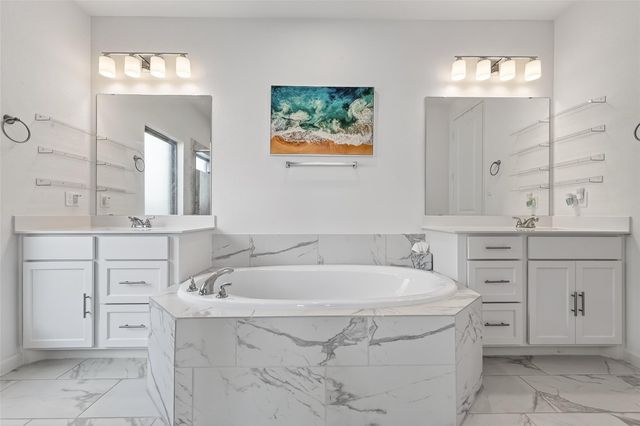 5318 Violet Ridge Drive, Richmond, TX 77469