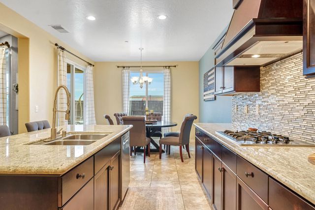 21261 Tramonto Lane, Friant, CA 93626