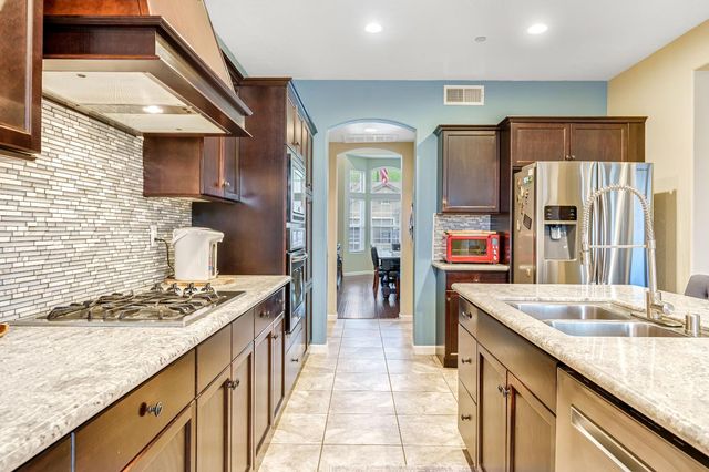 21261 Tramonto Lane, Friant, CA 93626