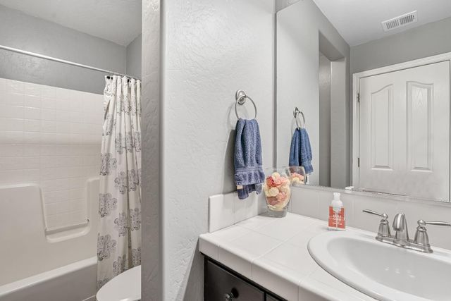 21261 Tramonto Lane, Friant, CA 93626