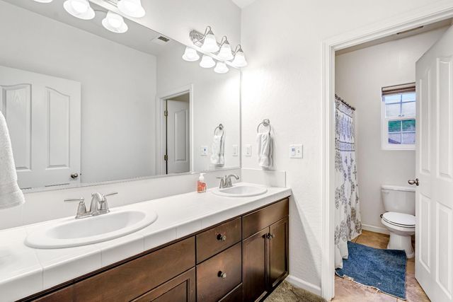 21261 Tramonto Lane, Friant, CA 93626