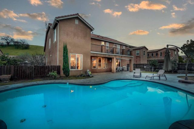 21261 Tramonto Lane, Friant, CA 93626
