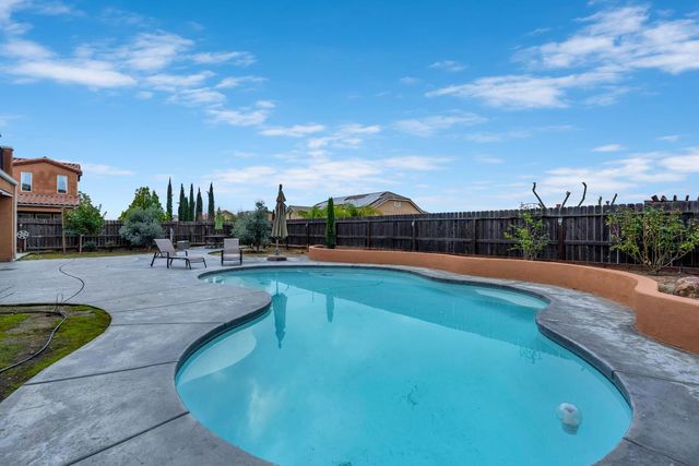 21261 Tramonto Lane, Friant, CA 93626