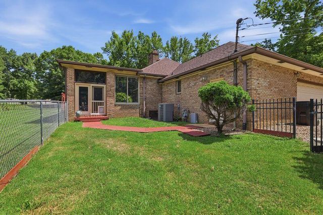 9031 Brow Lake Road, Soddy Daisy, TN 37379