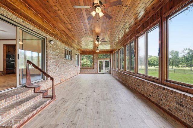 9031 Brow Lake Road, Soddy Daisy, TN 37379