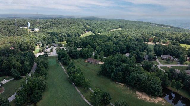 9031 Brow Lake Road, Soddy Daisy, TN 37379