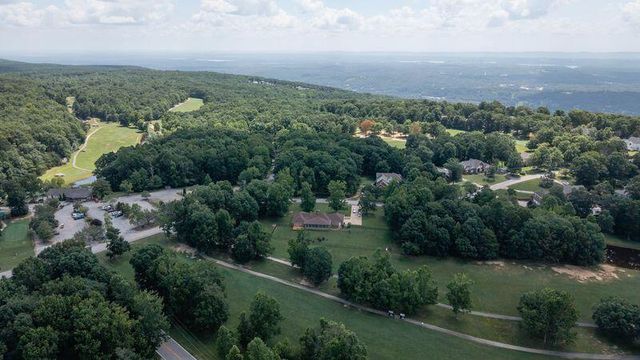 9031 Brow Lake Road, Soddy Daisy, TN 37379