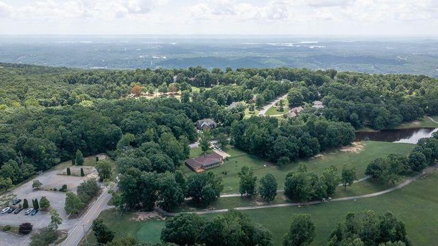 9031 Brow Lake Road, Soddy Daisy, TN 37379