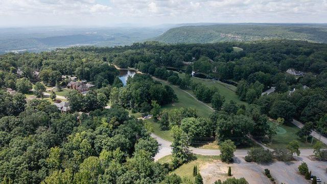9031 Brow Lake Road, Soddy Daisy, TN 37379