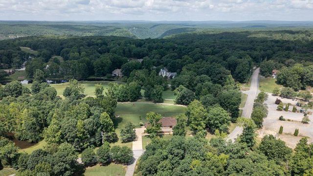 9031 Brow Lake Road, Soddy Daisy, TN 37379