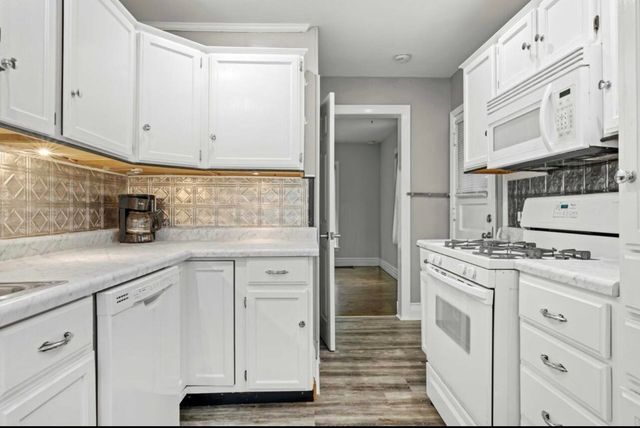 8138-40 Highland Place, Munster, IN 46321