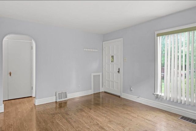 8138-40 Highland Place, Munster, IN 46321