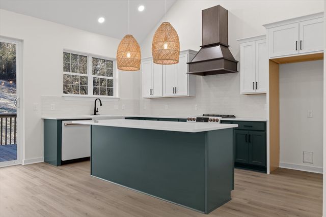 2621 Berkley Drive, Chattanooga, TN 37415