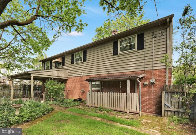 3206 NOLT RD, Lancaster, PA 17601