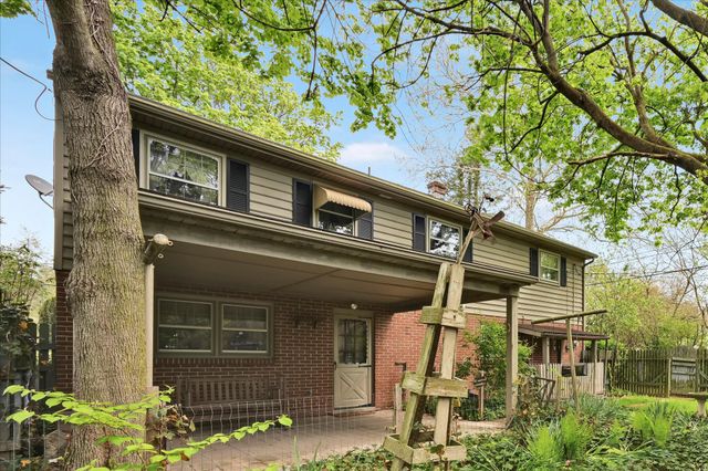 3206 NOLT RD, Lancaster, PA 17601
