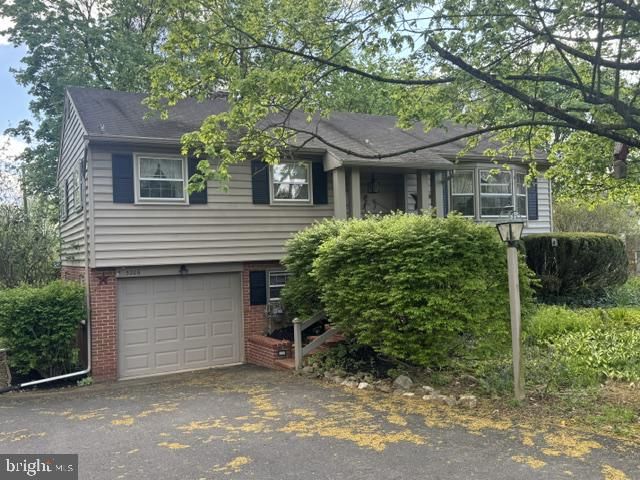 3206 NOLT RD, Lancaster, PA 17601