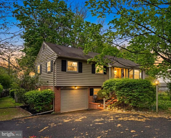 3206 NOLT RD, Lancaster, PA 17601