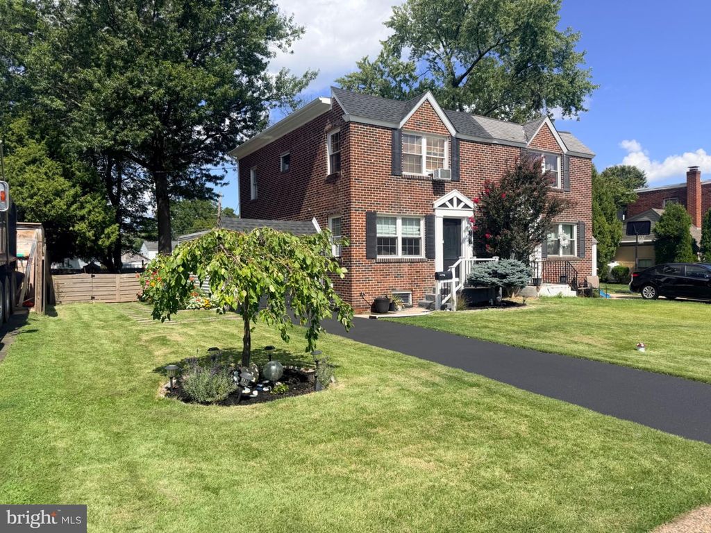 1051 BIRCH ST #, LANSDALE, PA 19446 — photo 3