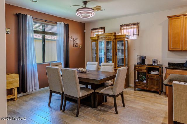 6477 W Wolf Valley Way, Tucson, AZ 85757
