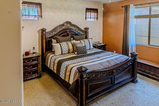 6477 W Wolf Valley Way, Tucson, AZ 85757