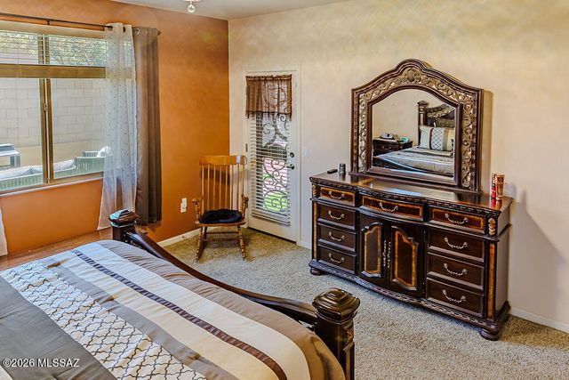 6477 W Wolf Valley Way, Tucson, AZ 85757