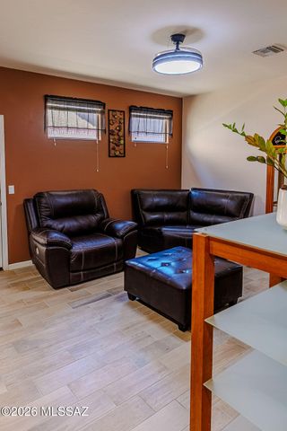 6477 W Wolf Valley Way, Tucson, AZ 85757