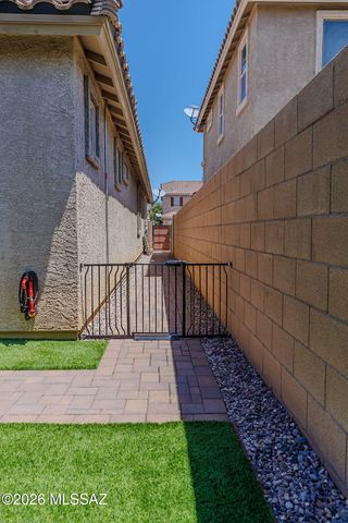 6477 W Wolf Valley Way, Tucson, AZ 85757