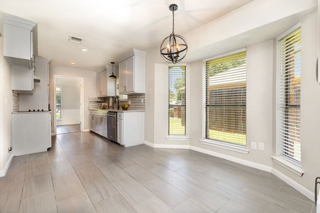 4706 Silverthorn Drive, Mesquite, TX 75150