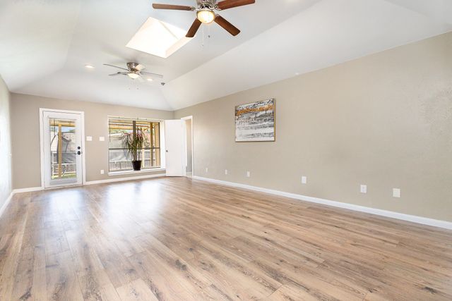 4706 Silverthorn Drive, Mesquite, TX 75150