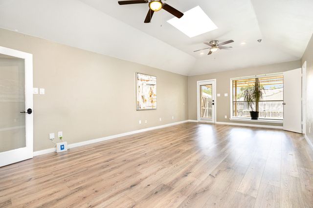 4706 Silverthorn Drive, Mesquite, TX 75150
