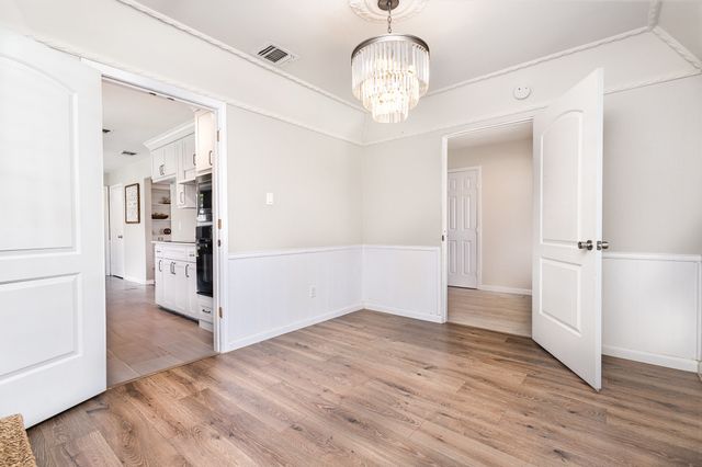 4706 Silverthorn Drive, Mesquite, TX 75150