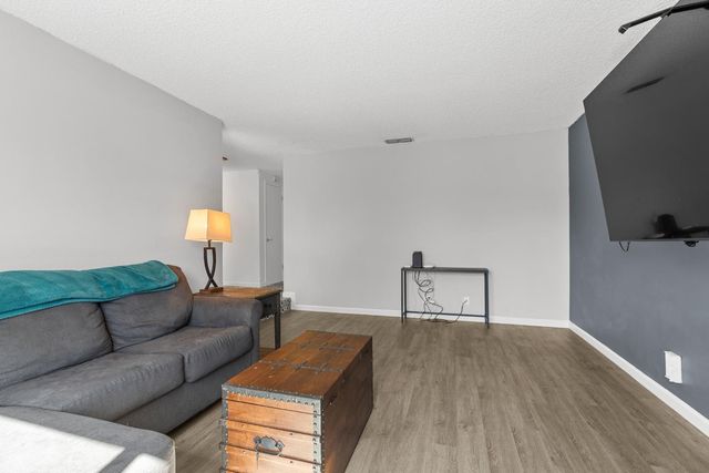 2366 Cheim Blvd, Marysville, CA 95901