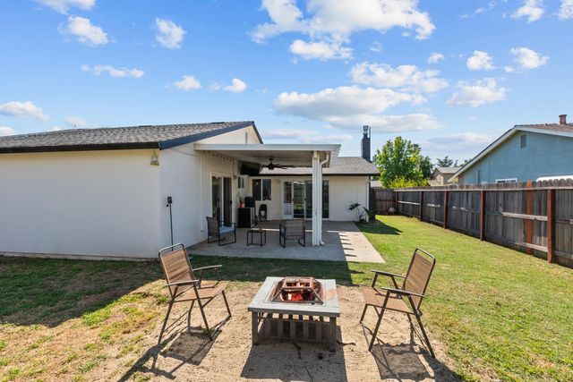 2366 Cheim Blvd, Marysville, CA 95901