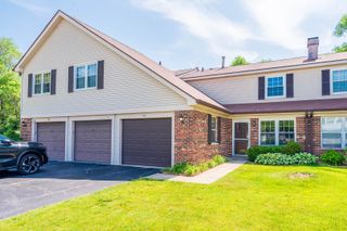 44 Willow Circle, Cary, IL 60013