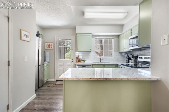 3553 Queen Anne Way, Colorado Springs, CO 80917