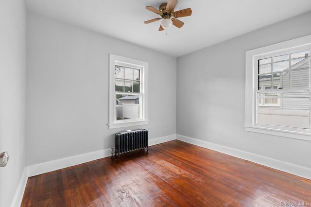 16 Oak Terrace, Suffern, NY 10901